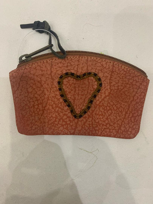 https://cdn.shopify.com/s/files/1/0629/8622/3681/files/Kids_Coin_Purse.jpg?v=1748801574