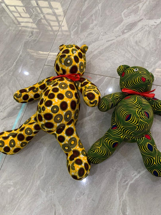 https://cdn.shopify.com/s/files/1/0629/8622/3681/files/Teddy_bear_M.jpg?v=1748979584